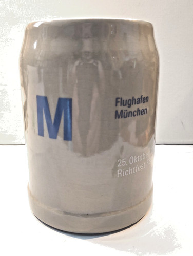 Bierkrug flughafen münchen - bierkrug;,